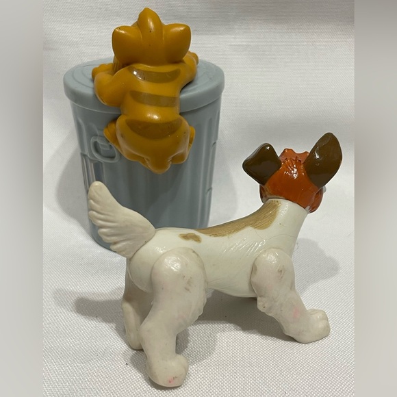 Disney VINTAGE Oliver & Company Oliver cat & Dodger dog figures Good Condition - Picture 3 of 5
